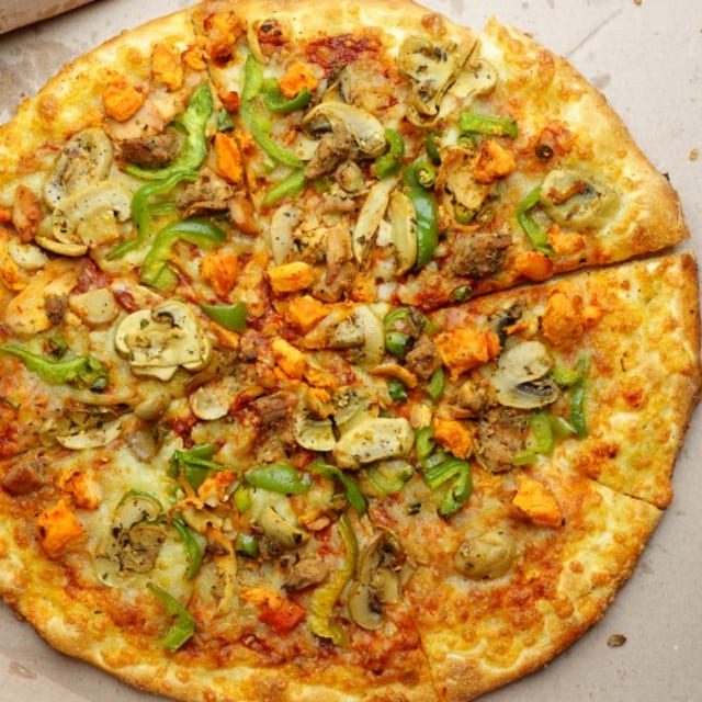 2. Chicken Hawaiian Pizza (Large 16'').